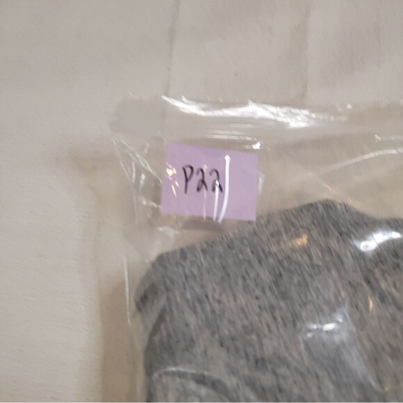 American Eagle Gray Drawstring Sweat Shorts Size Small - Picture 9 of 9